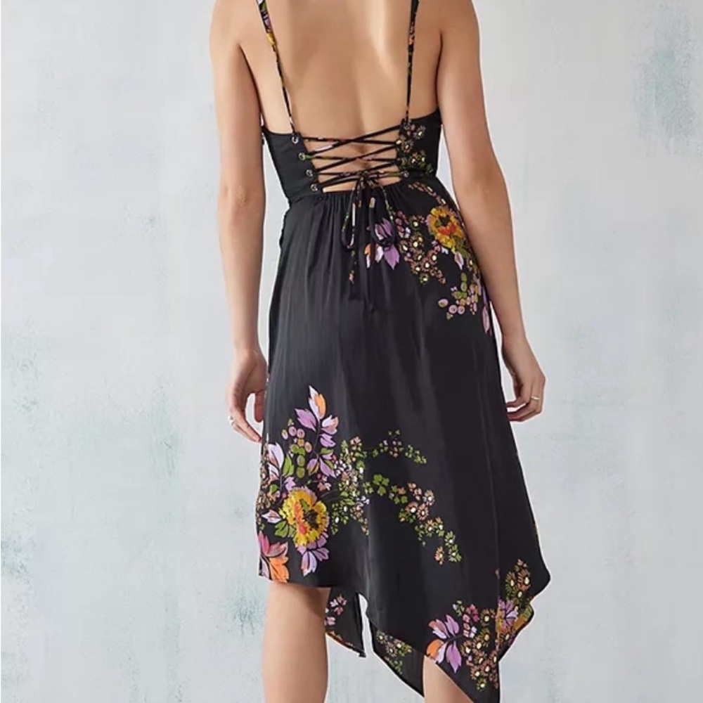 Urban Outfitters Black Floral Asymmetrical Slip Dress - Picture 2 of 8